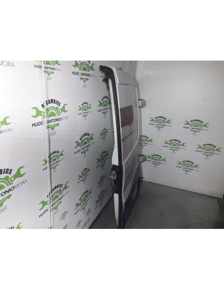 [98498] PUERTA TRASERA DERECHA - RENAULT TRAFIC CAJA CERRADA (AB 4.01)