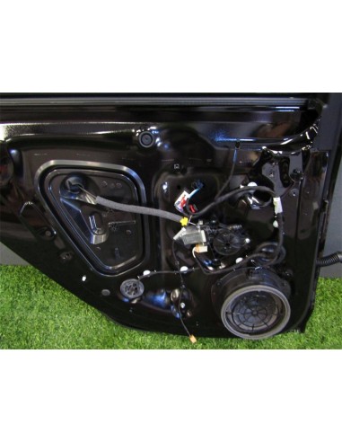 [92447] PUERTA TRASERA IZQUIERDA - AUDI A4...