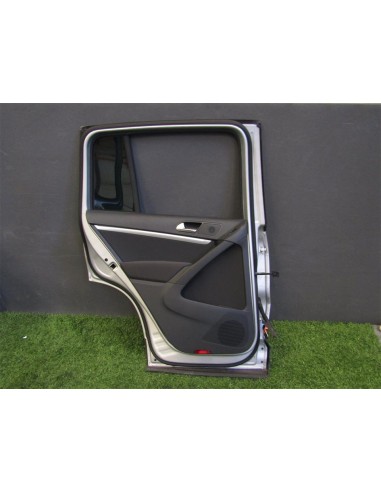 [93831] PUERTA TRASERA IZQUIERDA - VOLKSWAGEN...