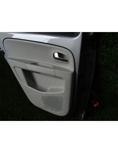 [94180] PUERTA TRASERA IZQUIERDA - VOLKSWAGEN...
