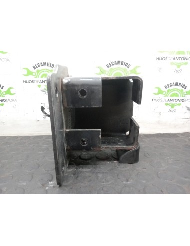 [105993] PUNTERA PARAGOLPE - NISSAN NT400...