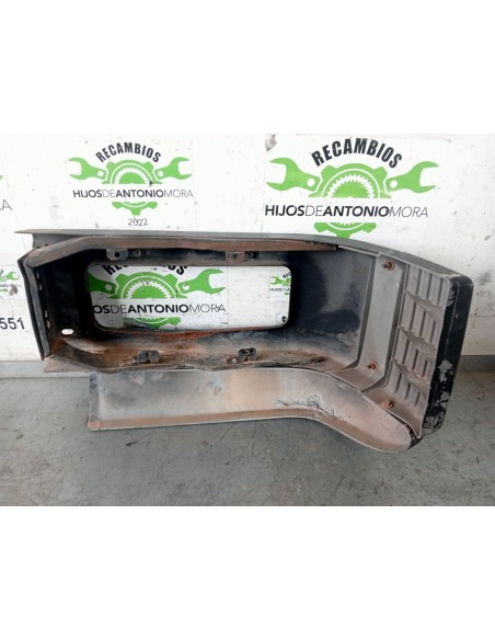 [105803] PUNTERA PARAGOLPES DERECHA - NISSAN ECO - T 100.45/78 KW/E2 (01/1996 - ...)