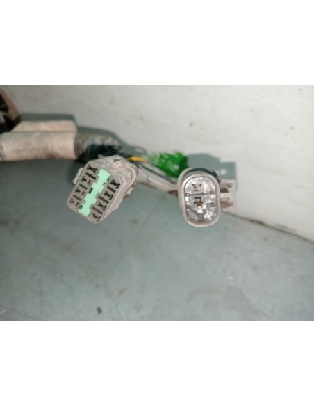 [105804] PUNTERA PARAGOLPES IZQUIERDA - NISSAN ECO - T 100.45/78 KW/E2 (01/1996 - ...)