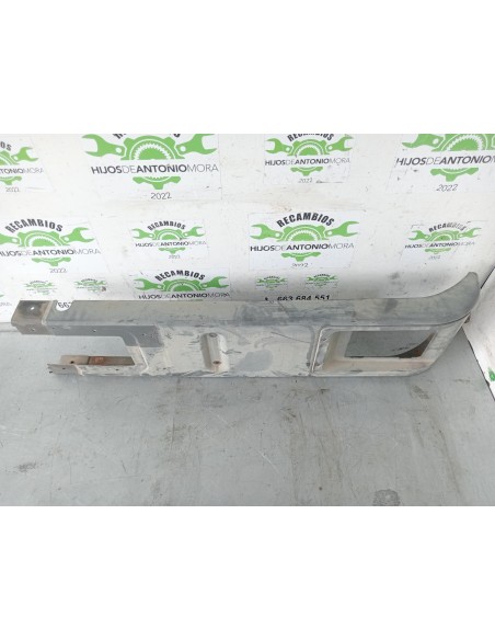 [106525] PUNTERA PARAGOLPES IZQUIERDA - RENAULT G 280 (202 KW) (01/1990 - ...)
