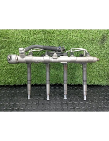 [92976] RAMPA INYECTORA - AUDI A8 (D2) (01/1994 - 01/1999)