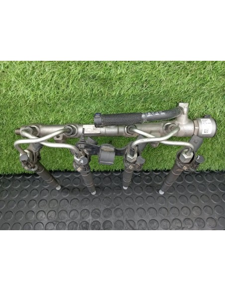 [92976] RAMPA INYECTORA - AUDI A8 (D2) (01/1994 - 01/1999)