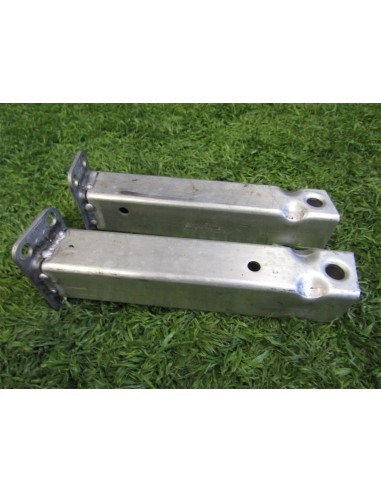 [93758] REFUERZO PARAGOLPES DELANTERO -...