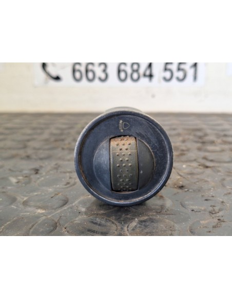 [104195] REGULADOR ALTURA LUCES - IVECO EUROCARGO TECTOR (01/2001 - 12/2003)