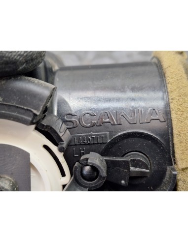[106136] REJILLA AIREADORA - SCANIA SERIE 4...