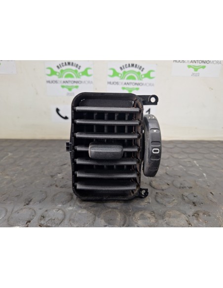 [106135] REJILLA AIREADORA - SCANIA SERIE 4 (P/R 94 G) (01/1996 - 01/2004)