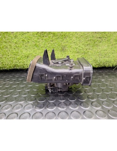 [101542] REJILLA AIREADORA - AUDI A8 (D2)...