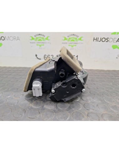 [101202] REJILLA AIREADORA - AUDI A8 (D2)...