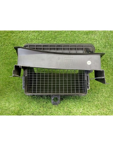 [96535] REJILLA AIREADORA - AUDI A8 (D2) (01/1994 - 01/1999)