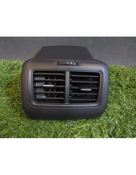 [93115] REJILLA AIREADORA - VOLKSWAGEN GOLF VII LIM. (01/2012 - 12/2017)