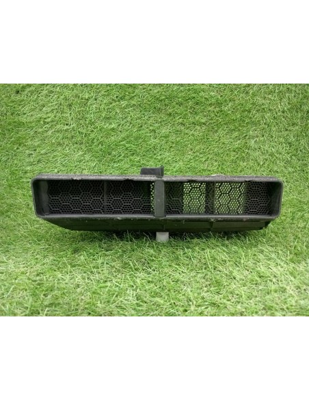 [96458] REJILLA AIREADORA - AUDI A4 AVANT (B5)