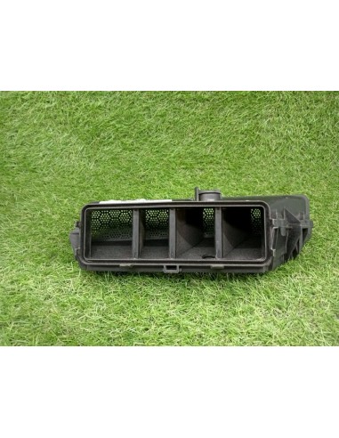 [96458] REJILLA AIREADORA - AUDI A4 AVANT (B5)