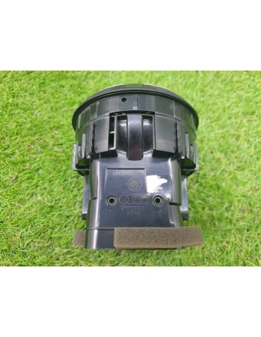 [95286] REJILLA AIREADORA - AUDI Q2 (GAB)