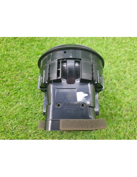 [95286] REJILLA AIREADORA - AUDI Q2 (GAB)