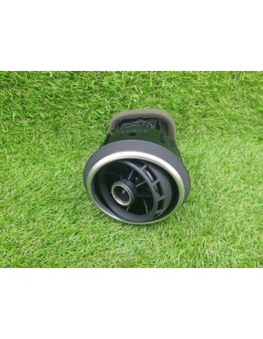 [95286] REJILLA AIREADORA - AUDI Q2 (GAB)