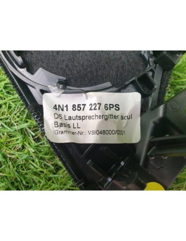 [95786] REJILLA ALTAVOZ - AUDI A8 (D2) (01/1994...