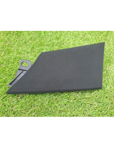 [95786] REJILLA ALTAVOZ - AUDI A8 (D2) (01/1994 - 01/1999)