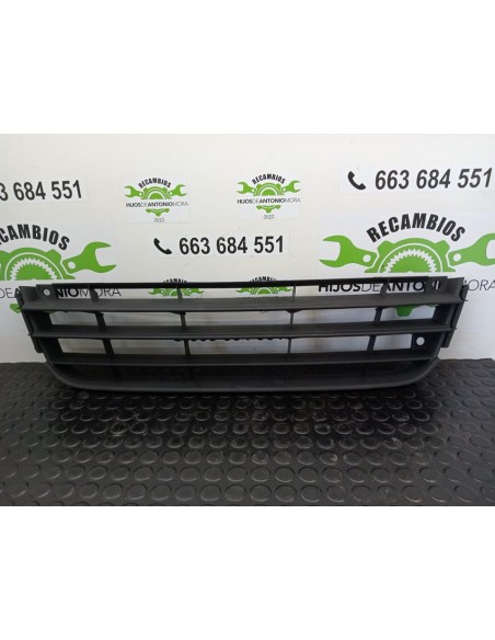 [96911] REJILLA DELANTERA INFERIOR - VOLKSWAGEN TOURAN (1T1)