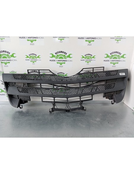 [95768] REJILLA DELANTERA INFERIOR - MERCEDES ACTROS 5 L-FAHRERHAUS 2-ACHSER BM 963