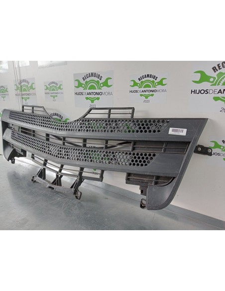 [95768] REJILLA DELANTERA INFERIOR - MERCEDES ACTROS 5 L-FAHRERHAUS 2-ACHSER BM 963