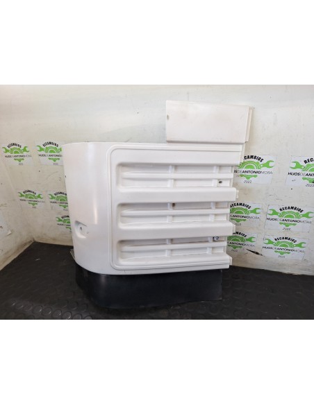 [105806] REJILLA LATERAL - NISSAN ECO - T 100.45/78 KW/E2 (01/1996 - ...)