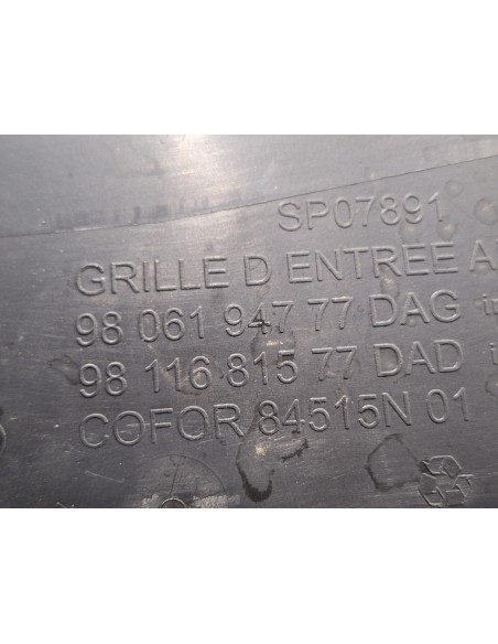 [104799] REJILLA LIMPIA PARABRISAS - CITROEN JUMPY FUGÓN (01/2016 - 12/2020)