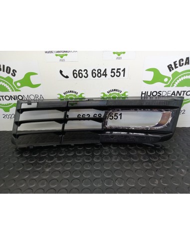 [97063] REJILLA PARAGOLPES DERECHA - AUDI A8...
