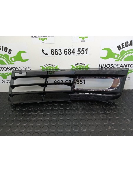 [97063] REJILLA PARAGOLPES DERECHA - AUDI A8 (D2) (01/1994 - 01/1999)