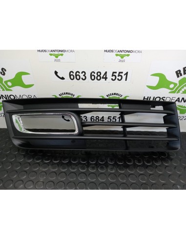 [97063] REJILLA PARAGOLPES DERECHA - AUDI A8...