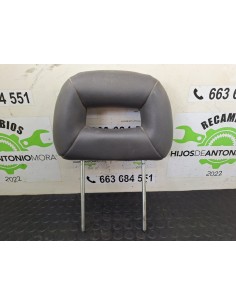 [102569] REPOSACABEZAS - NISSAN ATLEON