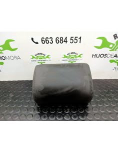 [97171] REPOSACABEZAS - VOLKSWAGEN GOLF V BERLINA (1K1) 2