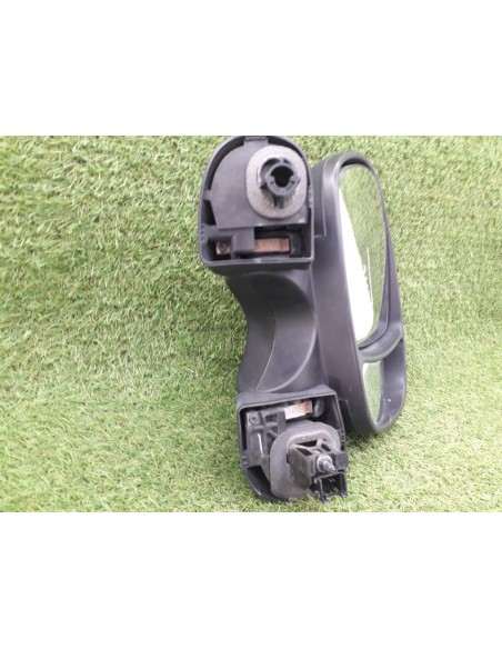 [95038] RETROVISOR DERECHO - RENAULT TRAFIC COMBI