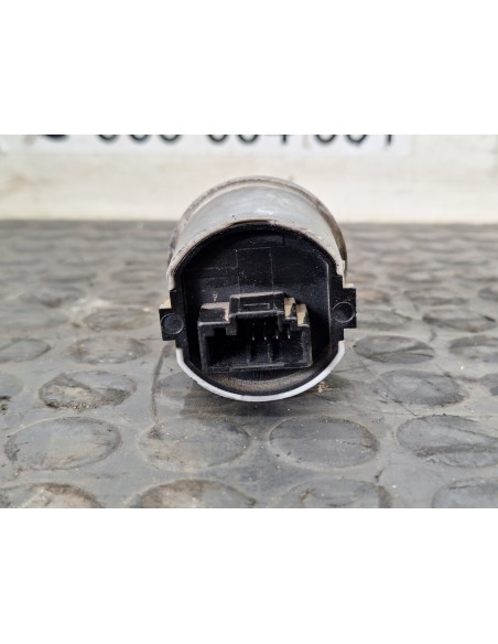 [105628] RULETA LUCES - IVECO EUROCARGO TECTOR (01/2001 - 12/2003)