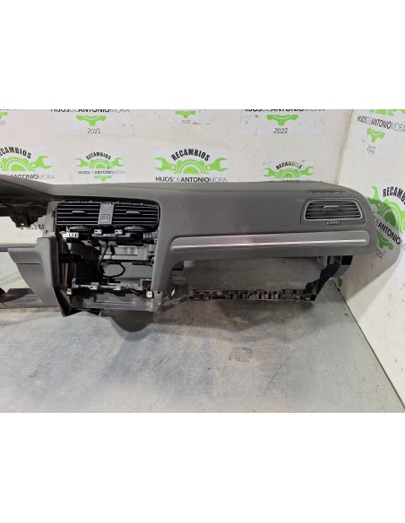 [106241] SALPICADERO - VOLKSWAGEN GOLF VII LIM. (01/2012 - 12/2017)