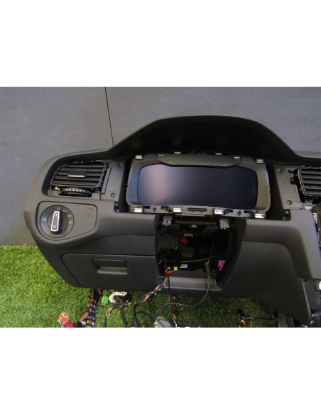 [93597] SALPICADERO - VOLKSWAGEN GOLF VII LIM. (01/2012 - 12/2017)
