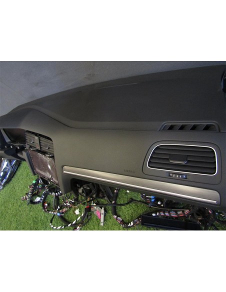 [93597] SALPICADERO - VOLKSWAGEN GOLF VII LIM. (01/2012 - 12/2017)
