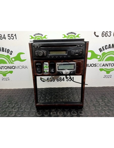 [98691] SISTEMA AUDIO / RADIO CD - SCANIA SERIE 4 (P/R 94 G) (01/1996 - 01/2004)
