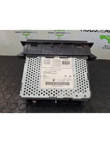 [100484] SISTEMA AUDIO / RADIO CD - RENAULT...