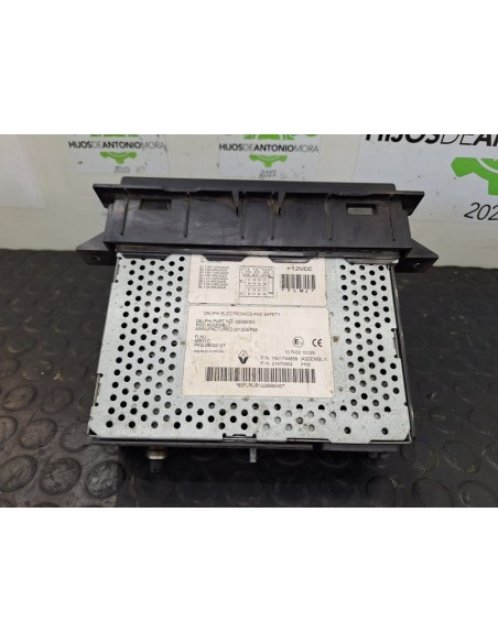 [100484] SISTEMA AUDIO / RADIO CD - RENAULT PREMIUM ROUTE -2006 (01/2005 - 01/2013)