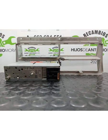 [97683] SISTEMA AUDIO / RADIO CD - IVECO STRALIS (AS) (01/2012 - 01/2019)