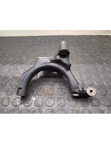 [104868] SOPORTE  - VOLKSWAGEN GOLF VII LIM. (01/2012 - 12/2017)