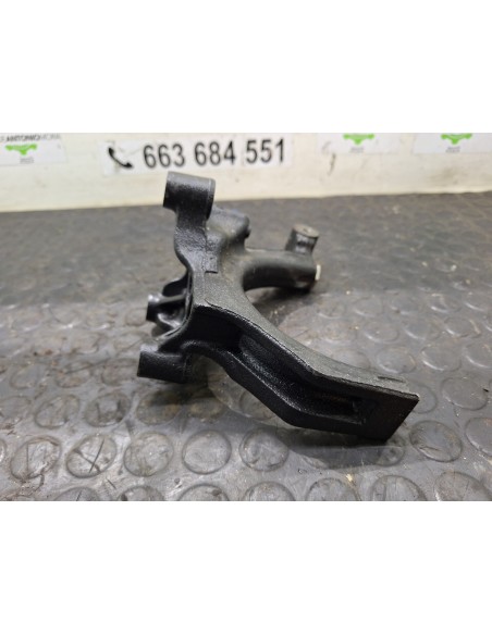 [104868] SOPORTE  - VOLKSWAGEN GOLF VII LIM. (01/2012 - 12/2017)