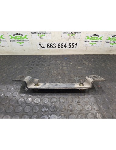 [105424] SOPORTE  - NISSAN CABSTAR 01.04 -...
