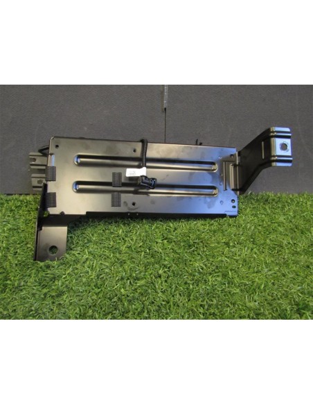 [93800] SOPORTE  - VOLKSWAGEN TOUAREG (01/2018 - ...)