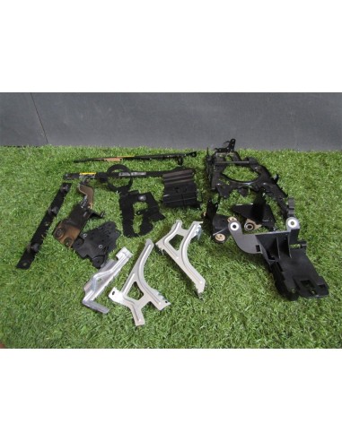 [93627] SOPORTE  - VOLKSWAGEN GOLF VII LIM....