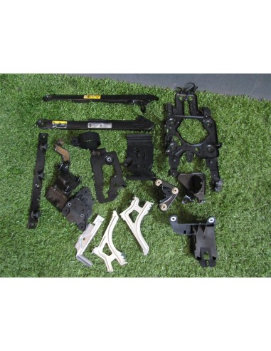 [93627] SOPORTE  - VOLKSWAGEN GOLF VII LIM....